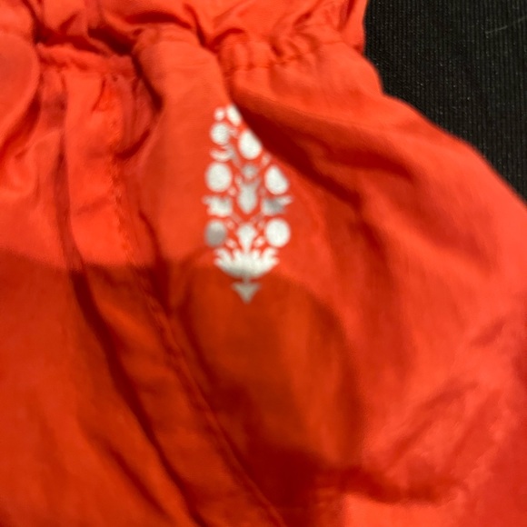 FREE PEOPLE MOVEMENT SHORTS XS!!👍👍 - Picture 2 of 3